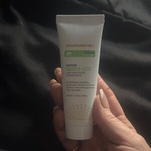 Gold fades MD Needle-Less Line Smoothing Concentrate - 1.7fl oz